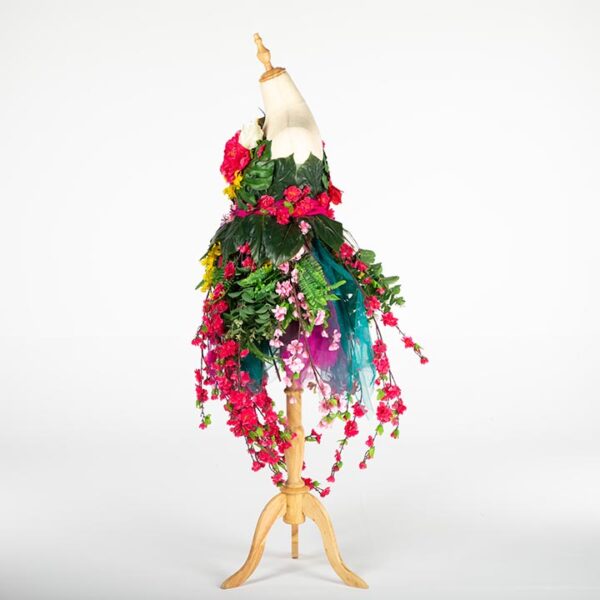 de033 mannequin fleuri bouquet location large